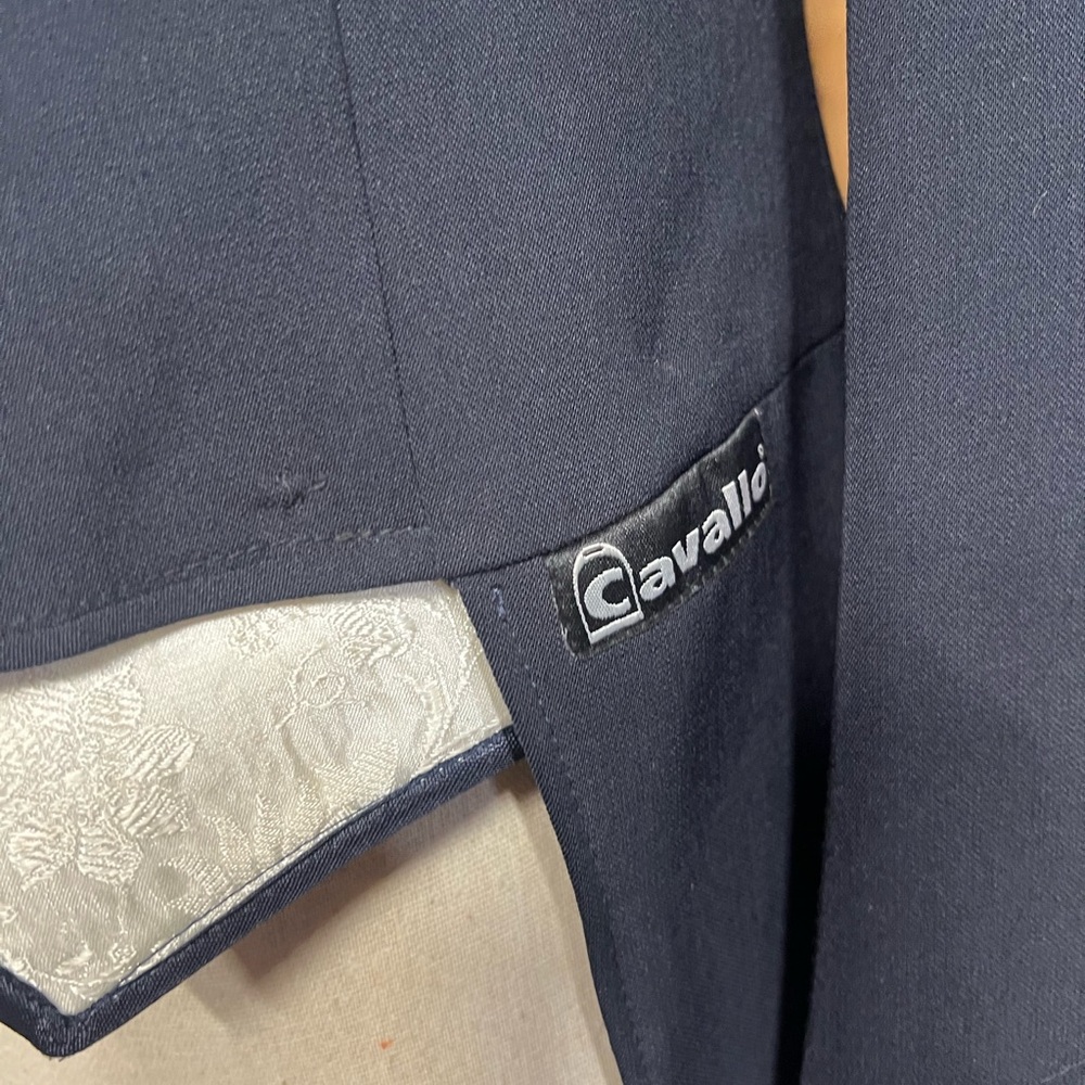 Cavallo custom shadbelly dressage coat - Picture 5 of 8